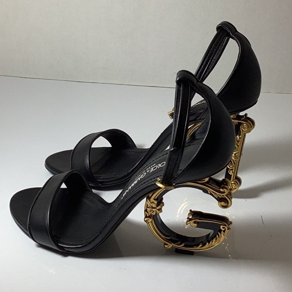 DOLCE & GABBANA
NAPPA LEATHER SANDALS WITH BAROQUE DG DETAIL - Picture 9 of 12